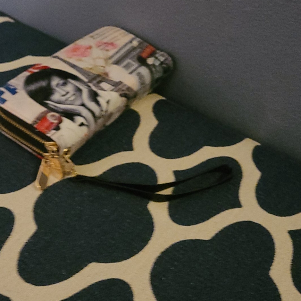 Clutch Wallet - Picture 2 of 4